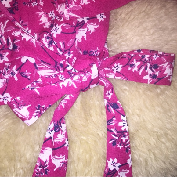 One Clothing Los Angeles  B L O U S E - Picture 5 of 8